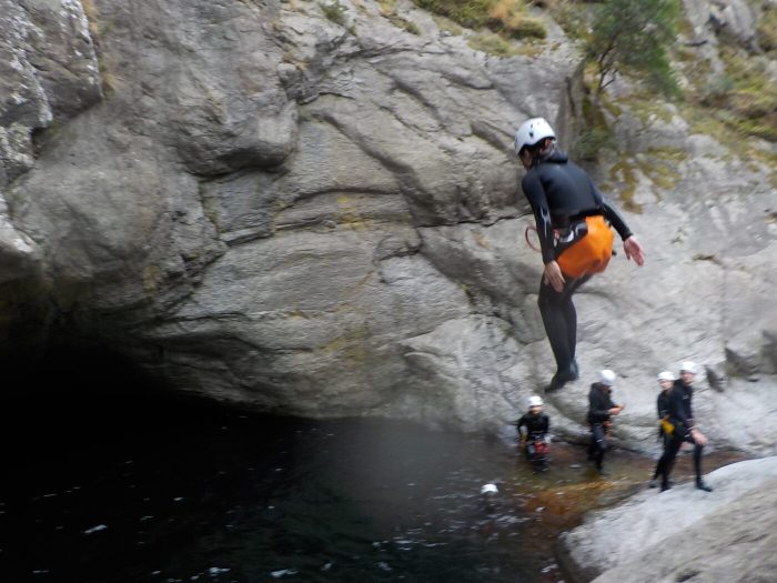 Canyoning Gourg des Anelles à Céret dans les Pyrénées Orientales